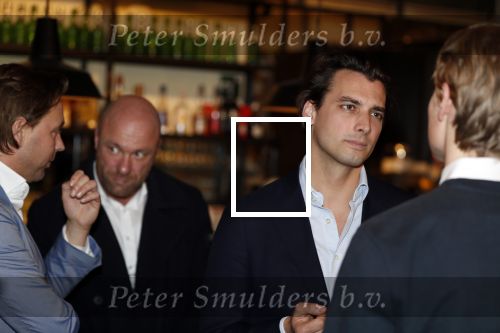Den Haag 12 maart 2018
Fractievoorzitters Klaas Dijkhoff (VVD), Jesse Klaver (Groen Links), Lilian Marijnissen (SP) en Thierry Baudet (FvD) zijn met elkaar in gesprek in het Libelle Nieuwscafe ( Dudok)