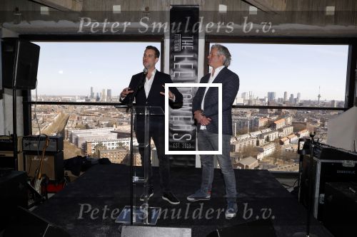 Rotterdam 20 maart 2018
Presentatie van ve woontorens met de naam THE LEE TOWERS in Rotterdam. Het is een project van Lee Foolen Tom Foolen Marc Reijs en Tom Bakkers.
Lee Towers en zijn vrouw Laura waren natuurlijk aanwezig.