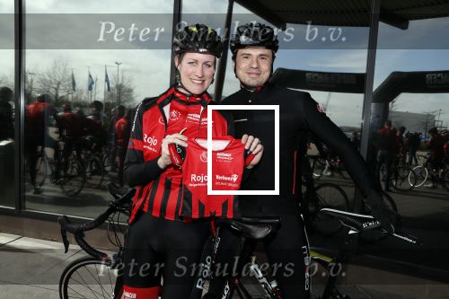 Ridderkerk 30 maart 2018
Presentatie sterren fiets team bij motel v d Valk Ridderkerk. Vera Koedooder met vriend zwanger