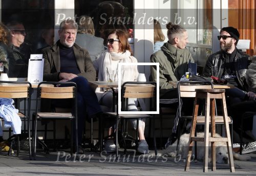 Amsterdam 24 april 2019
Bert Kuizenga en zijn vrouw op terras.