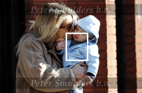 Amsterdam 24 maart 2019
Chantal Janzen en haar man Marco Geeratz en hun kinderen op terras en Amsterdam zuid.