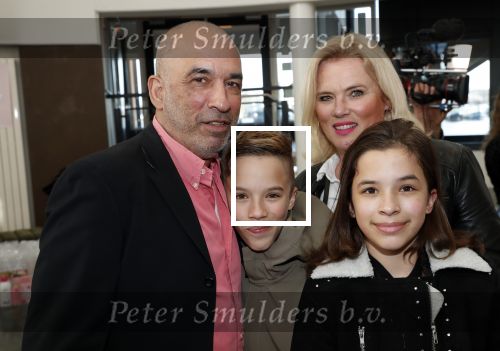 Hoorn 24 maart 2019
Premiere Pip Pellens in schouwburg van Zaandam. Pim Vosmaer met Dominique v Vliet en hun kinderen