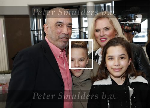 Hoorn 24 maart 2019
Premiere Pip Pellens in schouwburg van Zaandam. Pim Vosmaer met Dominique v Vliet en hun kinderen
