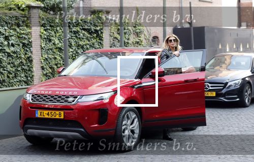 Amsterdam 30 maart 2019
Estelle Cruijff met haar nieuwe Range Rover Evoque