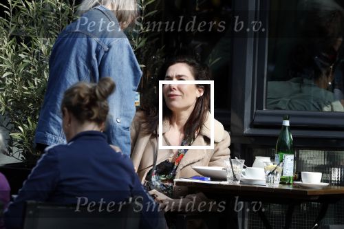 Amsterdam 30 maart 2019
Daniel de Ridder en zijn vriendin Halina Reijn op terras en op de beethovenstraat.