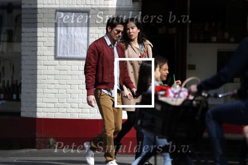Amsterdam 30 maart 2019
Daniel de Ridder en zijn vriendin Halina Reijn op terras en op de beethovenstraat.