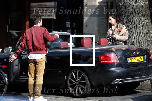 Amsterdam 30 maart 2019
Daniel de Ridder en zijn vriendin Halina Reijn op terras en op de beethovenstraat. Audi A4 cabrio
