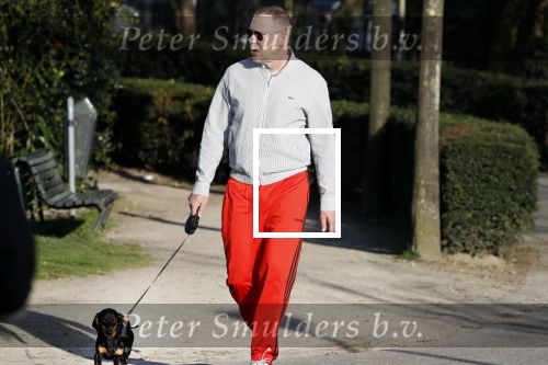 Amsterdam 24 april 2019
Hans Kesting met zijn hond in het vondelpark.