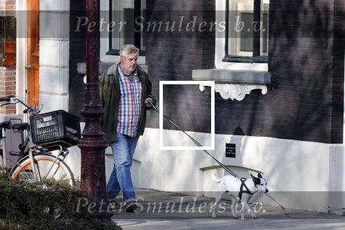 Amsterdam 1 april 2019
Hans v d Togt met zijn hondje op terras en aan het wandelen.