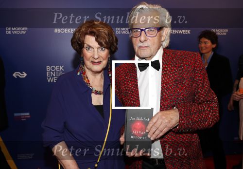 Amsterdam 22 maart 2019
Boekenbal in de amsterdamse schouwburg. Jan Siebelink en partner