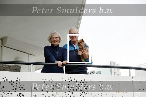 Naaldwijk 20 maart 2019
Nico Zwinkels woont samen met zijn vrouw in een prachtig nieuw appartement (huis) in Naaldwijk. Hij is ook de concierge van het complex.