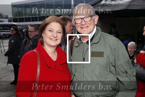 Heerenveen 17 maart 2019
De hollandse 100 voor de stichting lymphe&Co in Thialf.
Aanwezig oa Prins Bernhard jr Prinses Annette Prins Pieter Christiaan Mr Pieter v Vollenhoven Prinses Margriet Rosanna Kluivert Monique des Bouvrie en Tim Douwsma.