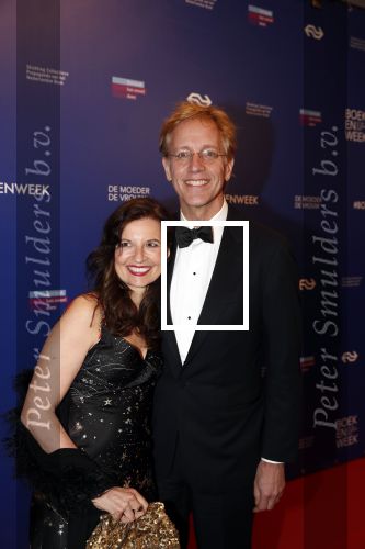 Amsterdam 22 maart 2019
Boekenbal in de amsterdamse schouwburg. Robert Dijkgraaf en partner