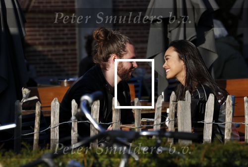 Amsterdam Vondelpark 24 maart 2019
Romy Monteiro met haar nieuwe vriend Jasper Suyk verliefd in het vondelpark.