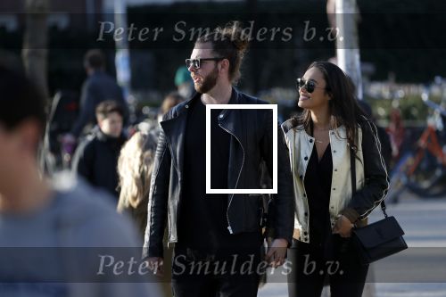 Amsterdam Vondelpark 24 maart 2019
Romy Monteiro met haar nieuwe vriend Jasper Suyk verliefd in het vondelpark.