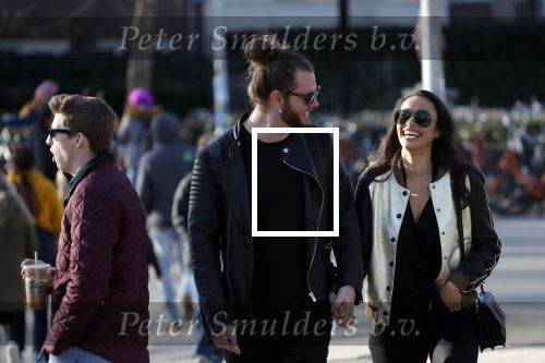 Amsterdam Vondelpark 24 maart 2019
Romy Monteiro met haar nieuwe vriend Jasper Suyk verliefd in het vondelpark.