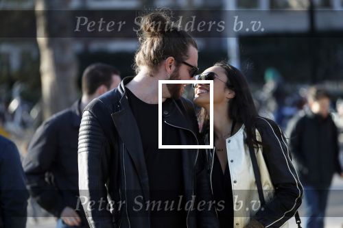 Amsterdam Vondelpark 24 maart 2019
Romy Monteiro met haar nieuwe vriend Jasper Suyk verliefd in het vondelpark.