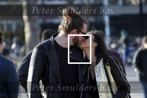 Amsterdam Vondelpark 24 maart 2019
Romy Monteiro met haar nieuwe vriend Jasper Suyk verliefd in het vondelpark.