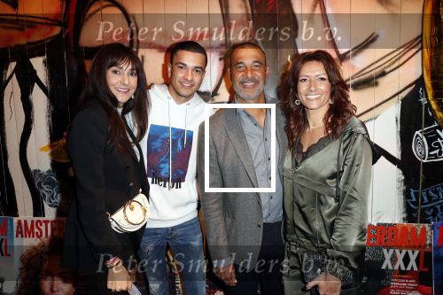 Amsterdam 26 maart 2019
Presntatie Amsterdam XXXL in the Harbour Club. Ruud Gullit met dochter Felicity vriendin Karin de Rooij en haar zoon Nigel