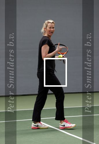 Cruqius 31 maart 2020
Tennissen voor het goede doel met Diederik v Manen. Anouk Smuldfers Ellie Lust en Laurien Verstraten