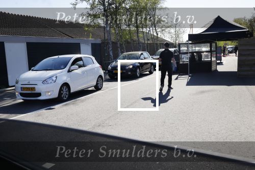 Ouderkerk aan de amstel 19 april 2020
Bij Loetje aan de amstel hebben ze een drive inn gemaakt.