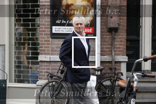 Amsterdam 3 april 2020
Bram Moszkowicz op de cornelis schuytstraat.