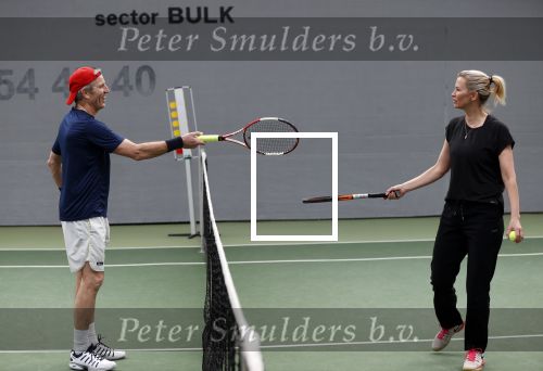 Cruqius 31 maart 2020
Tennissen voor het goede doel met Diederik v Manen. Anouk Smuldfers Ellie Lust en Laurien Verstraten
