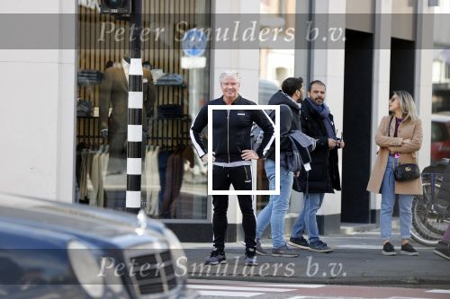 Amsterdam 16 maart 2020
Dries Roelvink hardlopend op de pc hooftstraat