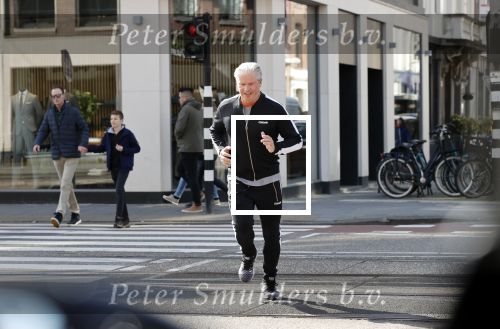 Amsterdam 16 maart 2020
Dries Roelvink hardlopend op de pc hooftstraat