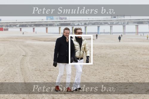 Scheveningen 20 maart 2020
Frank en Rogier met hun honden op het strand.