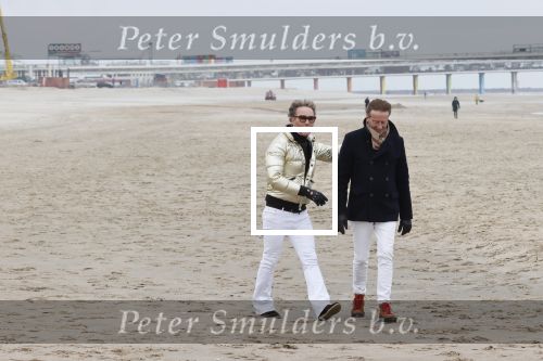 Scheveningen 20 maart 2020
Frank en Rogier met hun honden op het strand.