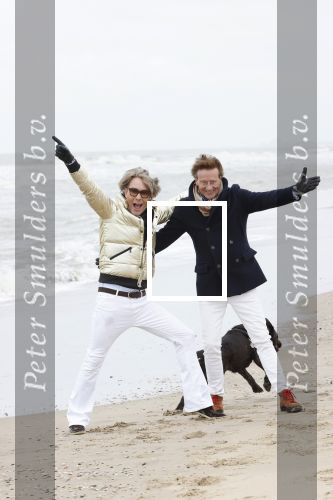 Scheveningen 20 maart 2020
Frank en Rogier met hun honden op het strand.