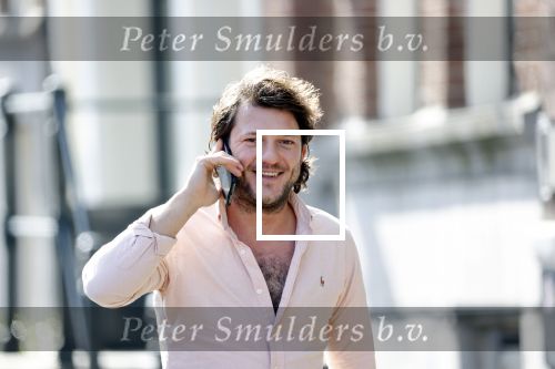 Amsterdam 16 maart 2020
Freek v Noortwijk bellend op straat