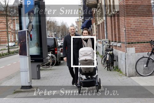 Amsterdam 18 maart 2020
Fulko v Kooperen met zijn vriendin achter de kinderwagen