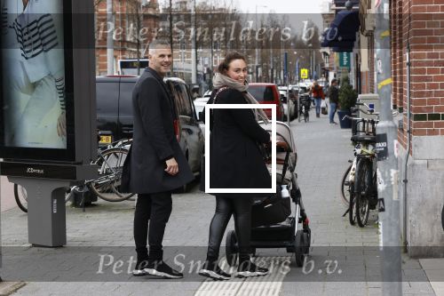 Amsterdam 18 maart 2020
Fulko v Kooperen met zijn vriendin achter de kinderwagen