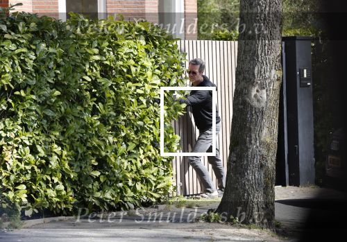 Amstelveen 10 en 11 april 2020
Carice v Houten en haar partner Guy Pearce hebben samen een nieuwe villa in Amstelveen gekocht.