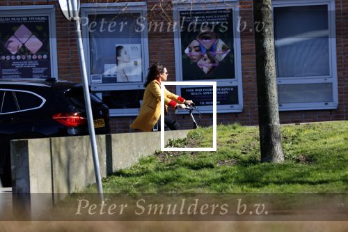Den Haag 21 maart 2020
Irma Sluis gaat met haar dochter fietsen vanaf haar huis