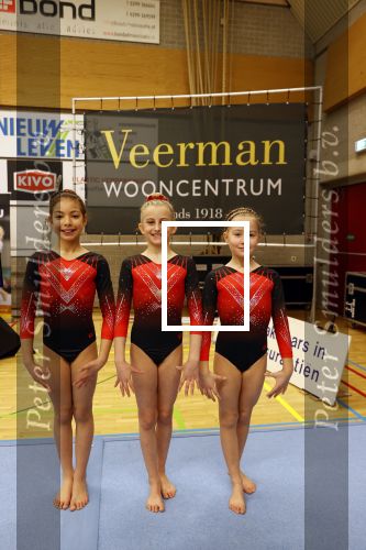 Volendam 8 maart 2020
Kwartfinale NK Turnen in Volendam . Jan Keizer en zijn vrouw komen hun kleindochter Lucy aanmoedigen .