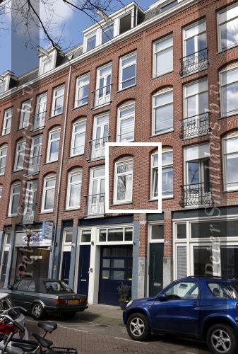 Amsterdam 1 april 2020
Jennifer Hoffman heeft nieuw huis gekocht met haar nieuwe Amerikaanse vriend.