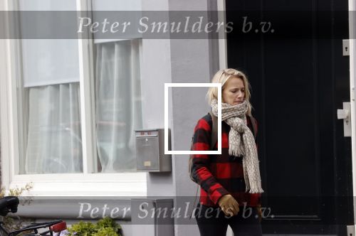 Amsterdam 1 april 2020
Jennifer Hoffman heeft nieuw huis gekocht met haar nieuwe Amerikaanse vriend.