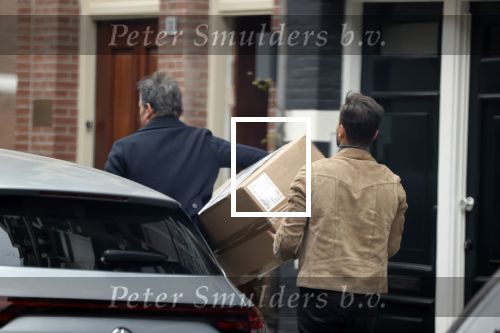 Amsterdam 2 april 2020
Leco v Zadelhoff doet boodschappen met zijn partner