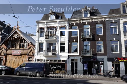 Amsterdam 7 april 2020
Huis van Marc Marie Huijbregts en zijn partner. Ze hebben twee appartementen boven elkaar.