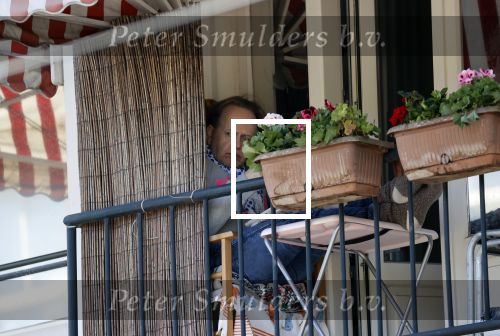 Amsterdam 11 april 2020
Marc marie Huijbregts verschuilt zich op zijn balkon
