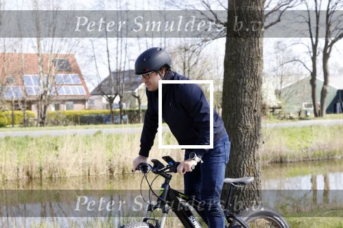 Stompetoren 9 april 2020
Marco Borsato woont nog steeds bij zijn moeder Mary . Marco gaat regelmatig met zijn mountainbike fietsen.