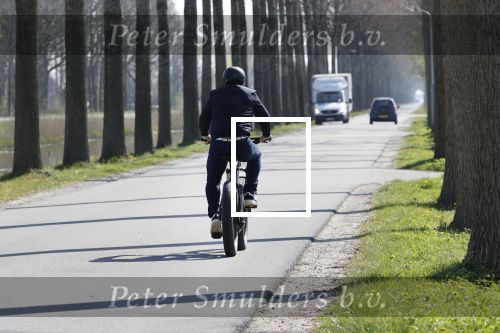 Stompetoren 9 april 2020
Marco Borsato woont nog steeds bij zijn moeder Mary . Marco gaat regelmatig met zijn mountainbike fietsen.