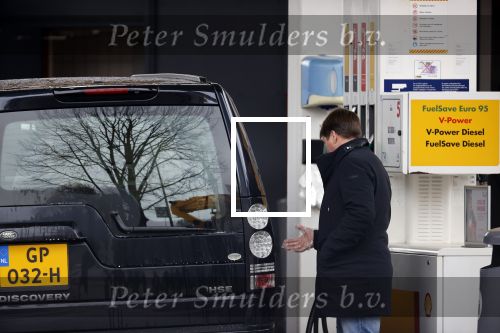 Amsterdam 19 maart 2020
Martijn Krabbe gaat tanken bij shell.