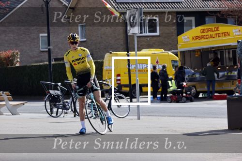 Eemnes 7 april 2020
Merijn Scheperkamp , schaatster van de Jumbo Visma schaatsploeg.