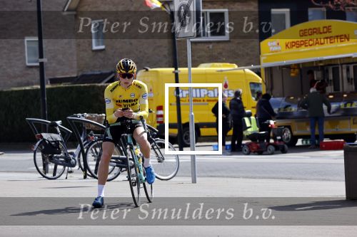 Eemnes 7 april 2020
Merijn Scheperkamp , schaatster van de Jumbo Visma schaatsploeg.