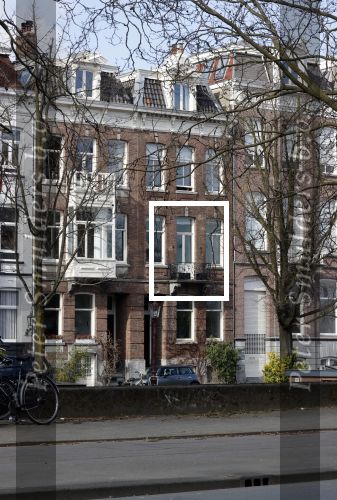 Amsterdam 3 april 2020
Olcay Gulsen haar appartement.