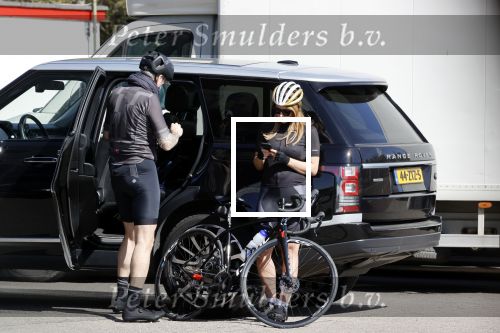 Amsterdam 11 april 2020
Olcay Gulsen en Ruud de Wild gaan samen fietsen / wielrennen
